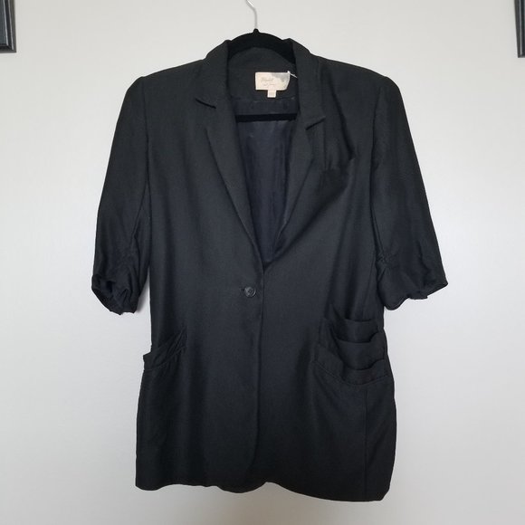 Elizabeth and James Black Ruched 3/4 Sleeve Blazer - Picture 3 of 8